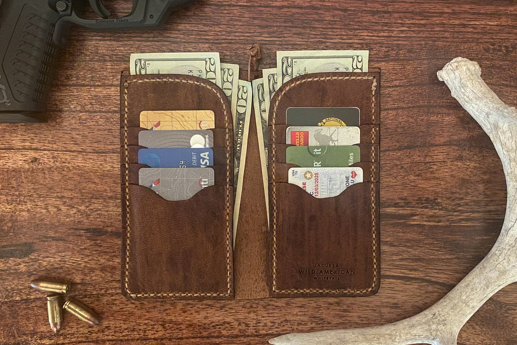 The 8 Card Ranch Wallet – LACUESA
